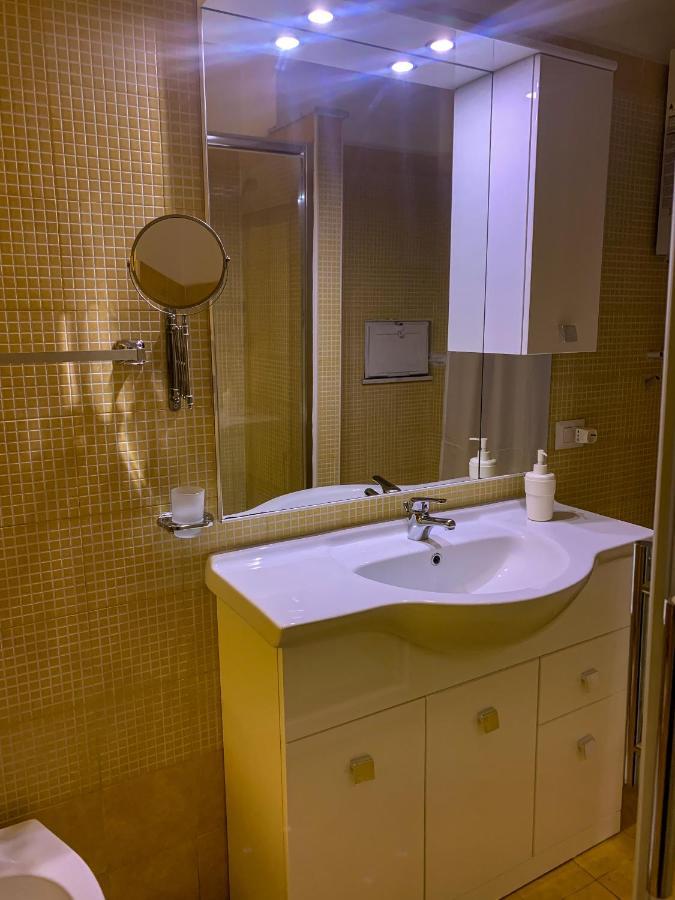 נאפולי Galasso Apartments מראה חיצוני תמונה