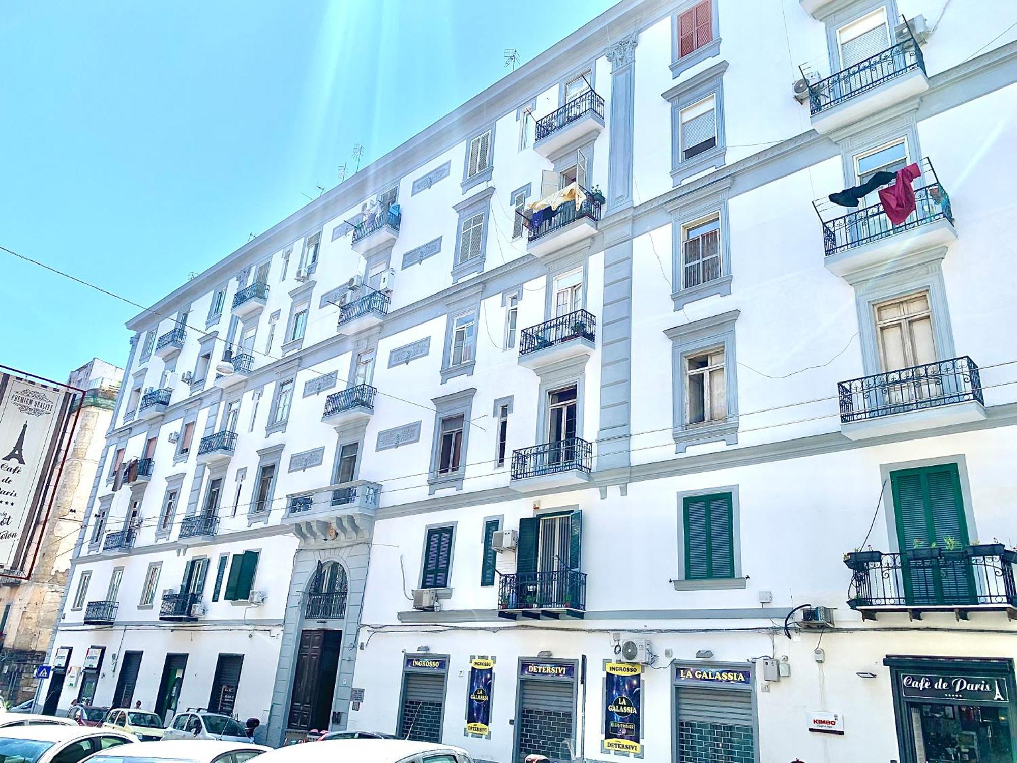 נאפולי Galasso Apartments מראה חיצוני תמונה