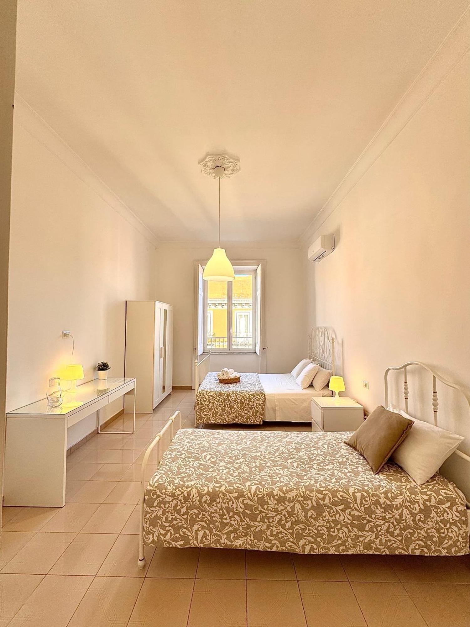נאפולי Galasso Apartments מראה חיצוני תמונה