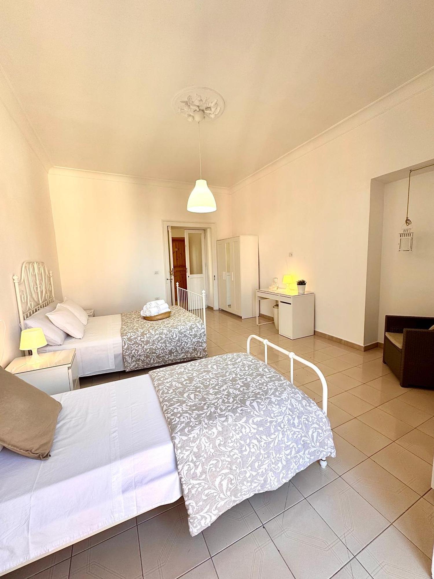 נאפולי Galasso Apartments מראה חיצוני תמונה