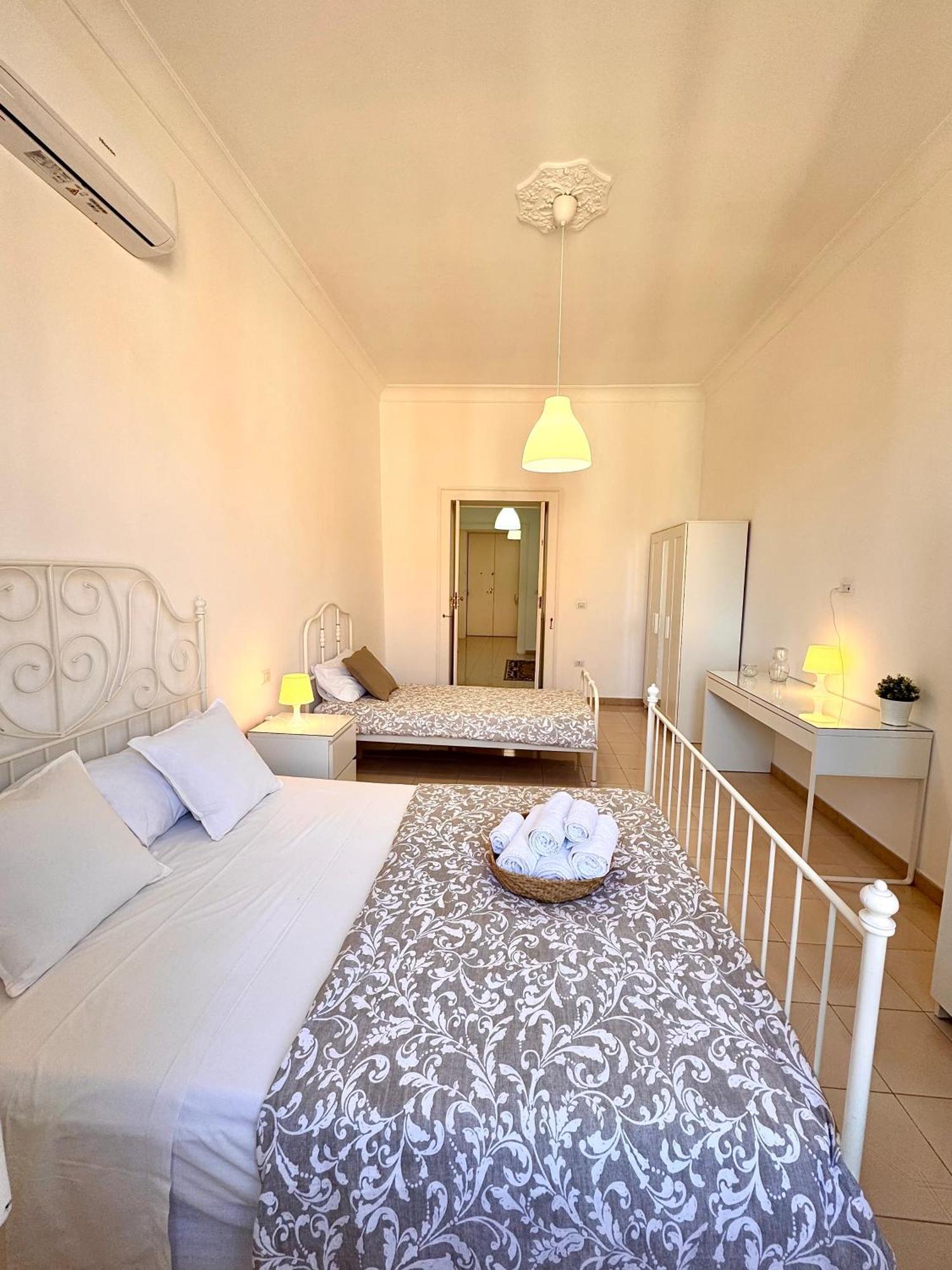 נאפולי Galasso Apartments מראה חיצוני תמונה