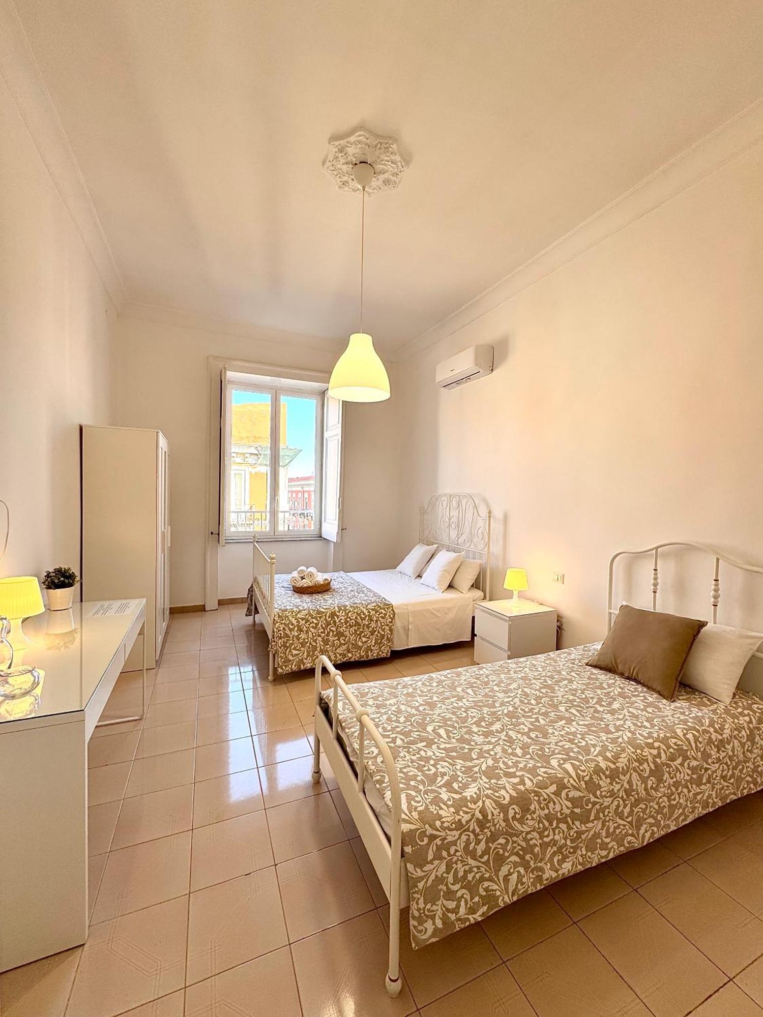 נאפולי Galasso Apartments מראה חיצוני תמונה